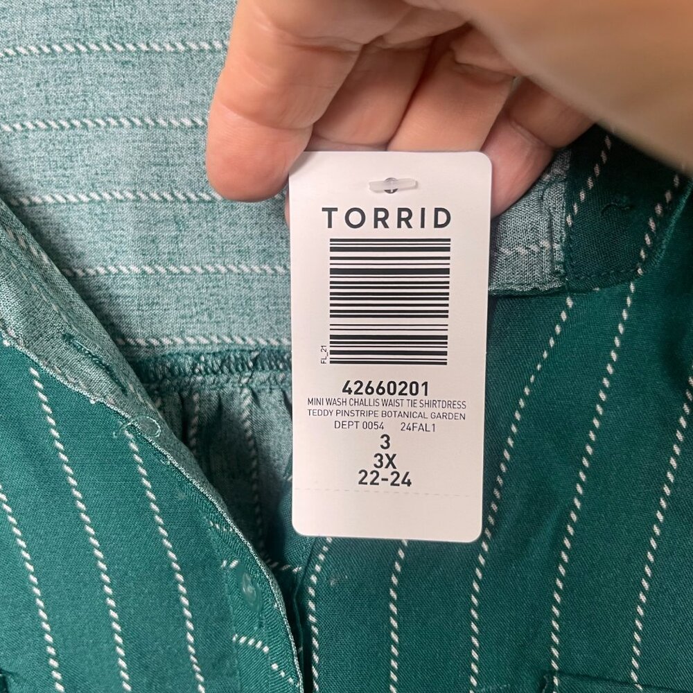 Torrid Women’s Shirt Dress Size 3/3X Green White Stripes Button-Up NWT - Picture 7 of 10
